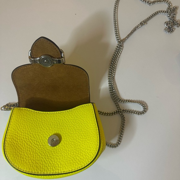 Coach Neon Green Mini Crossbody | Cancun Memories | Styled by Laura ❤️ - Picture 9 of 16